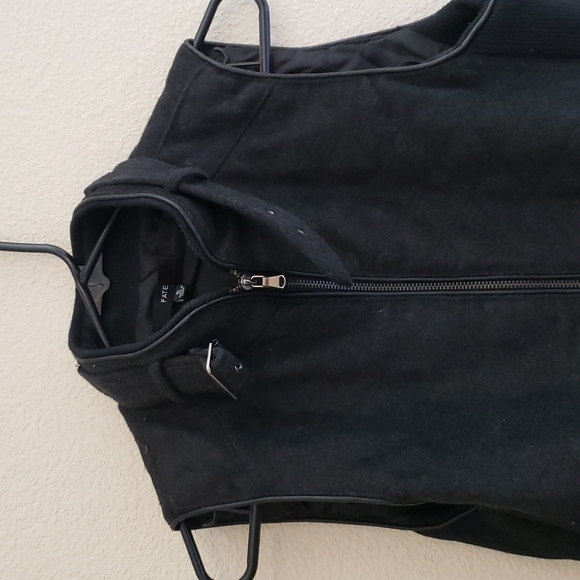 Fate | Rowen Wool Blend Quilted Vest | Black | Size S | Gently Used - Picture 13 of 16